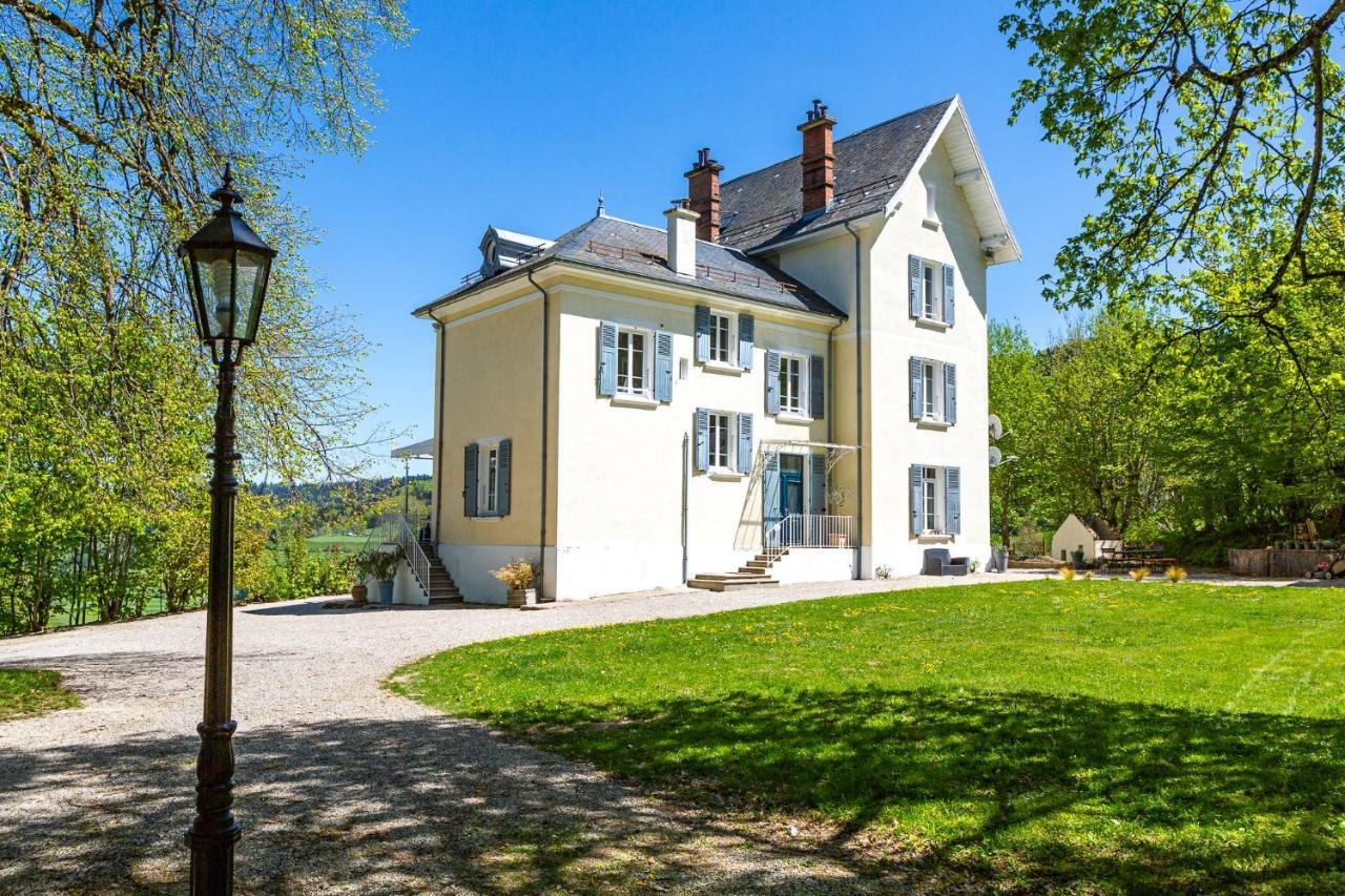 Monchateau Etoile, Hebergement Insolite Avec Spa Merlas 외부 사진
